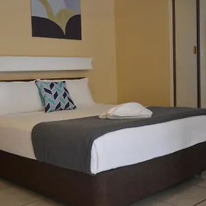 Ambassador 3*, Rockhampton Australia